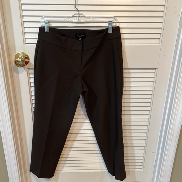Talbots Brown straight leg dress pant size 6P Polyester and Viscose material - Picture 3 of 4